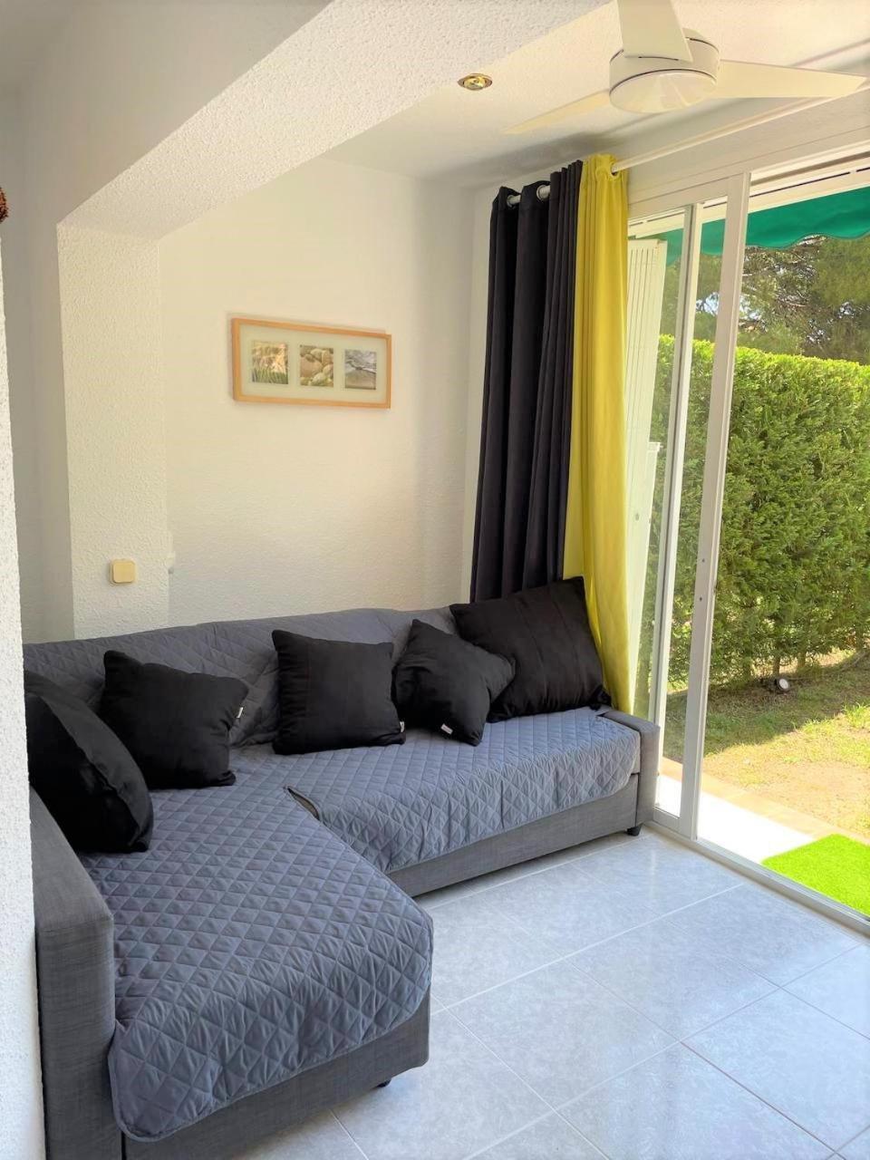 Apartamento En Platja Sant Pol S'Agaro Con Pisicina Y Jardin Сан-Фаліу-да-Ґішулс Екстер'єр фото